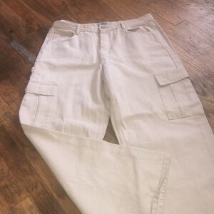 Nice brand new cargo pants.